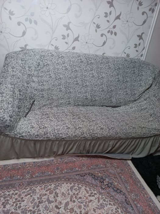 Продам диван с креслом