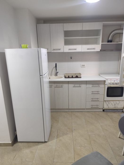Vând apartament cu 2 camere