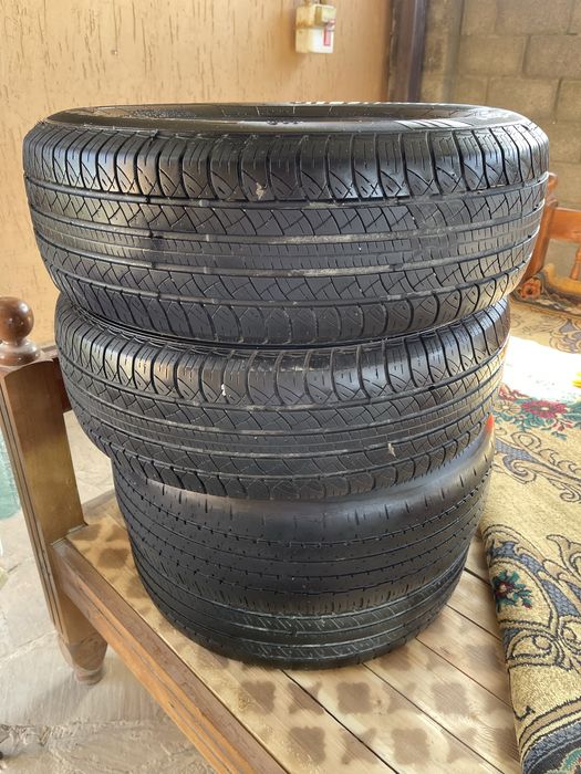 Автошины  215/70/16