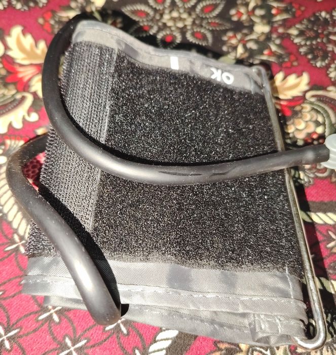 Продаю измеритель давлении. Электронный