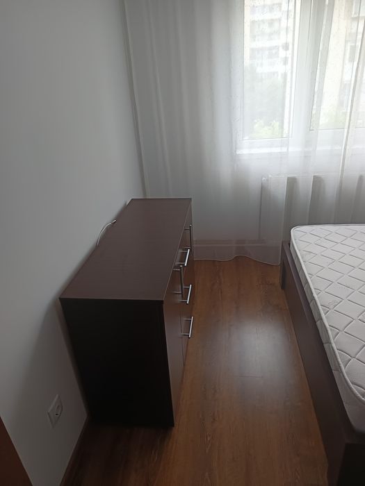 Vand apartamane 2 camere