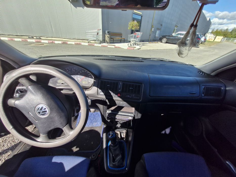 Volkswagen Golf 1998 benzină, 916 € — imagine 4