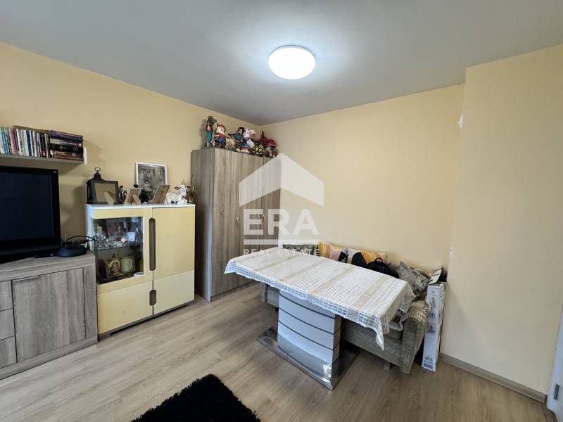 Продава се Двустаен апартамент в Варна, Възраждане 3 - 43 кв.м за 2326 €/кв.м - Снимка #3