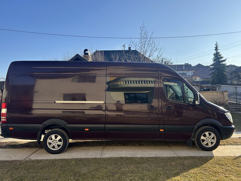 Sprinter 319 autoutilitara 6+1