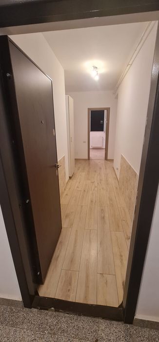 Apartament de închiriat 60 m decomandat în Bragadiru de la privat ,lângă Leroy Merlin cu loc de parcare zugrăvit mobilat ca în poze valabil de azi .