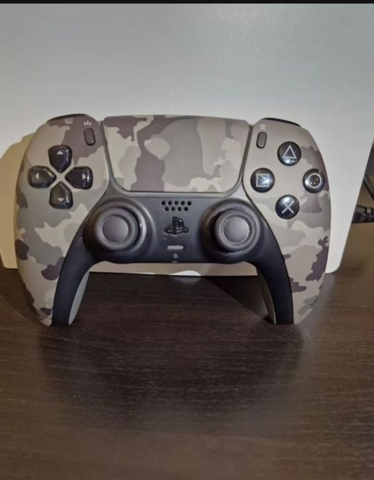 Playstation 5 825