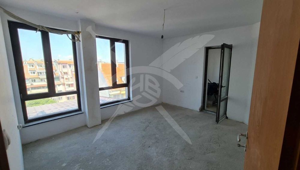 Продава се Многостаен апартамент в Пловдив, Кършияка - 192 кв.м за 1407 €/кв.м - Снимка #3