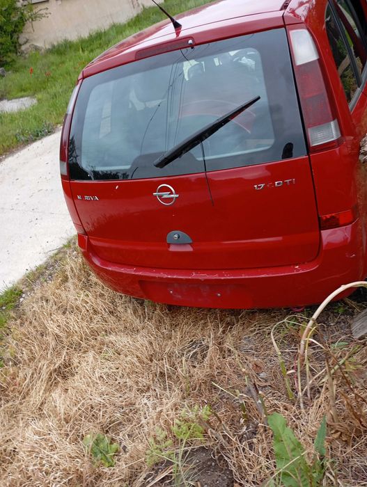 Опел Мерива катастрофирал за части 1.7 DTİ / 100ps