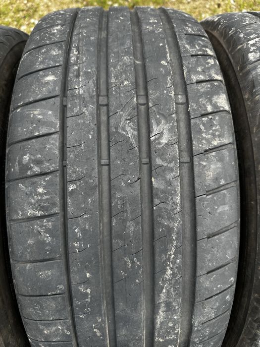 235/45/18 Bridgestone potenza sport