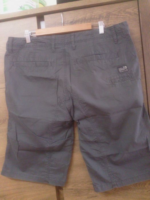 Нови бермуди ESPRIT  N:36