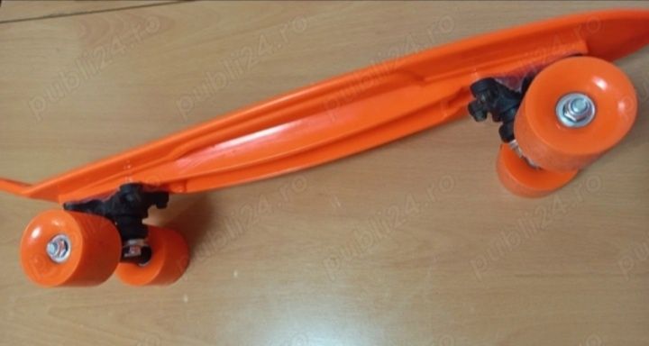 Skateboard pentru copii