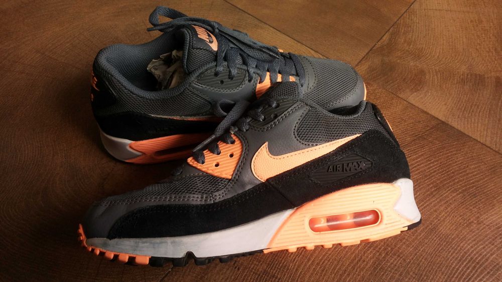 NIKE AIR MAX 90 ESSENTIAL SUNSET GLOW BLACK PLATINUM размер EUR 37,5 / UK 4 маратонки 114-13-S