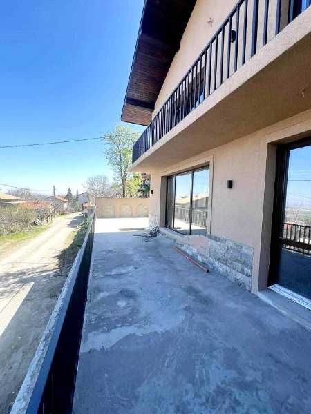 Продава се Къща в с. Брестник, Област Пловдив - 200 кв.м за 1125 €/кв.м - Снимка #3