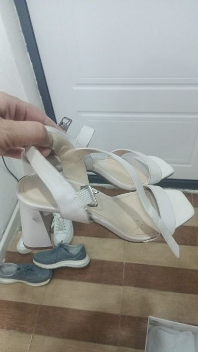 Продам обуви женские