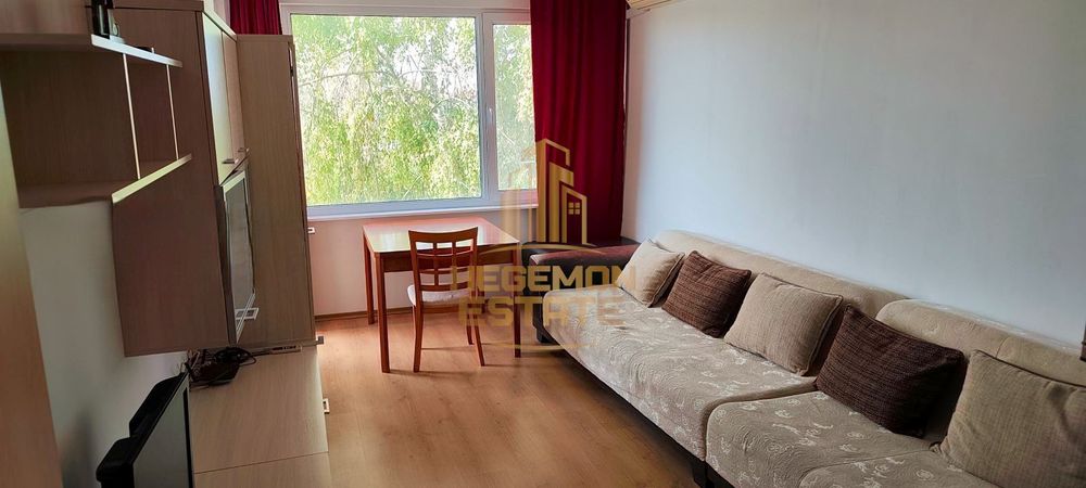 Продава се Тристаен апартамент в Варна, Галата - 88 кв.м за 1883 €/кв.м - Снимка #1