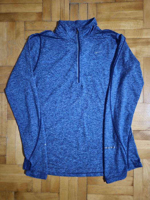 Bluză Nike Dri-FIT Element, Mânecă cu Orificiu Deget Mare, Damă - M