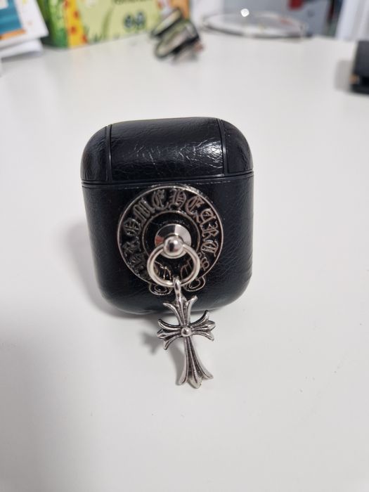 Husă neagră din piele pentru AirPods