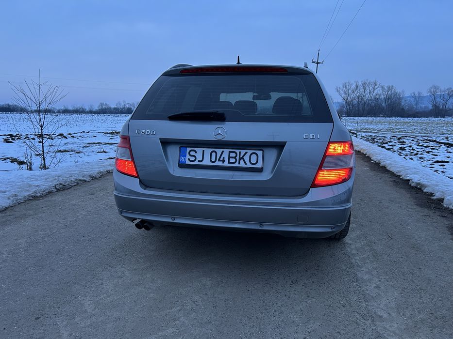 Mercedes benz c200 2.2 tdi, 170 cai, automata, cauciucuri noi de iarna