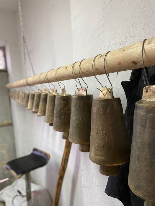 Продавам чанове от 1 до 15 за въпроси на лично съобщение!!!