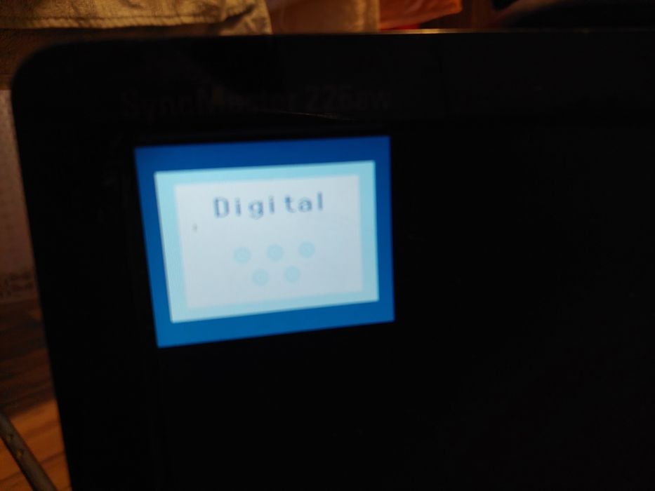 Monitor de 22 inchi [ 55,56 cm ], firma Samsung syncmaster 226BW