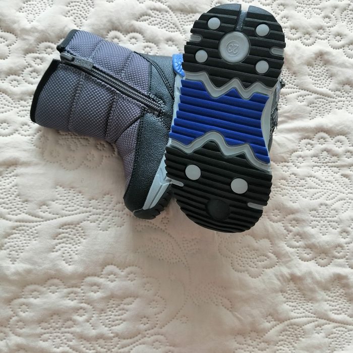 Продам зимние сапоги