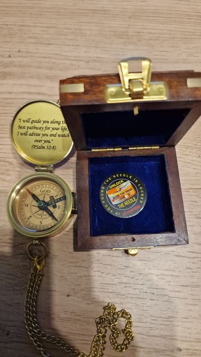 Busolă personalizată