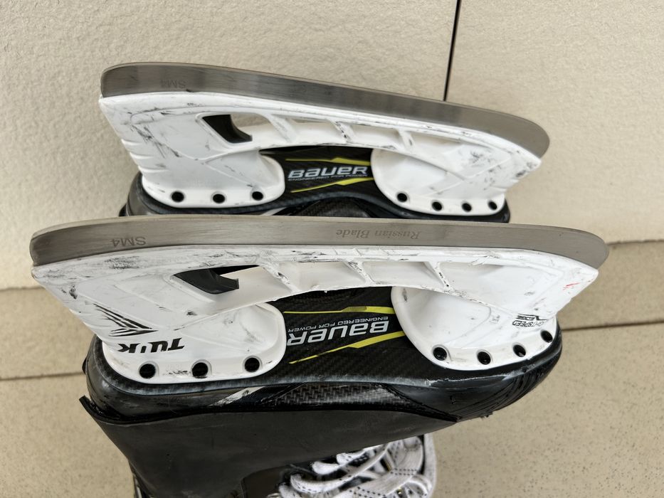 Продам коньки Bauer M3 Supreme