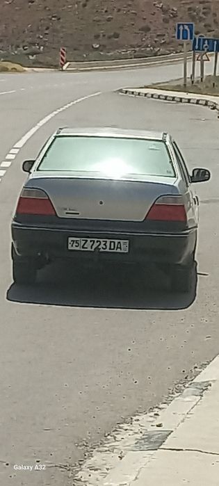 Daewoo nexia sotiladi