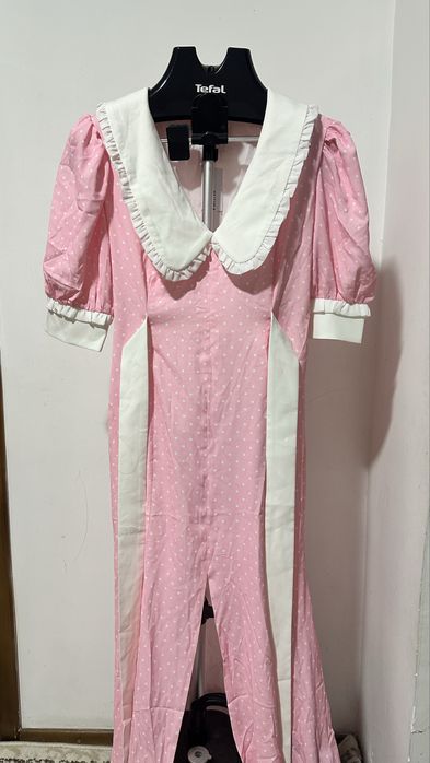 Розовое платье PUDRA