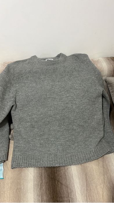 Отдам за шоколадку вещи мужские