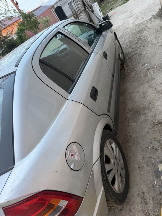 De vanzare opel astra G