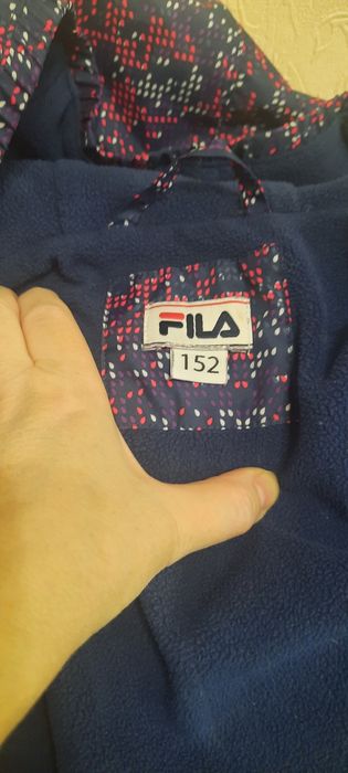 Ветровка для девочек. Рост 152. Бренд FILA.
