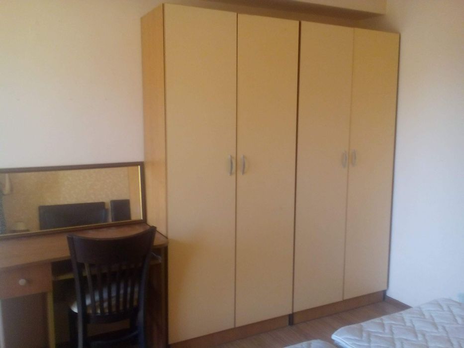 Дава се под наем Двустаен апартамент в Благоевград, Освобождение - 45 кв.м за 204 € - Снимка #1