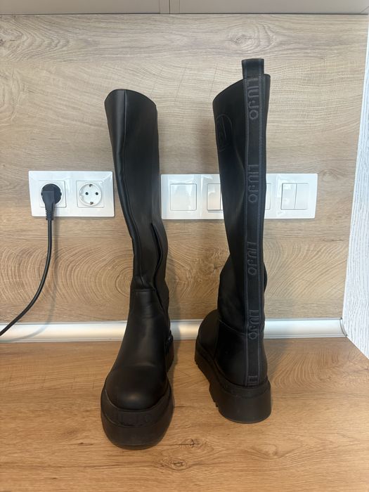 Черни Ботуши Liu Jo