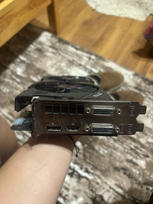 ASUS GTX 970 4 gb