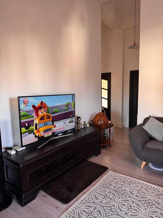 Proprietar vand apart. 2 cam. Sânpetru | Parcare inclusa | Vedere liberă