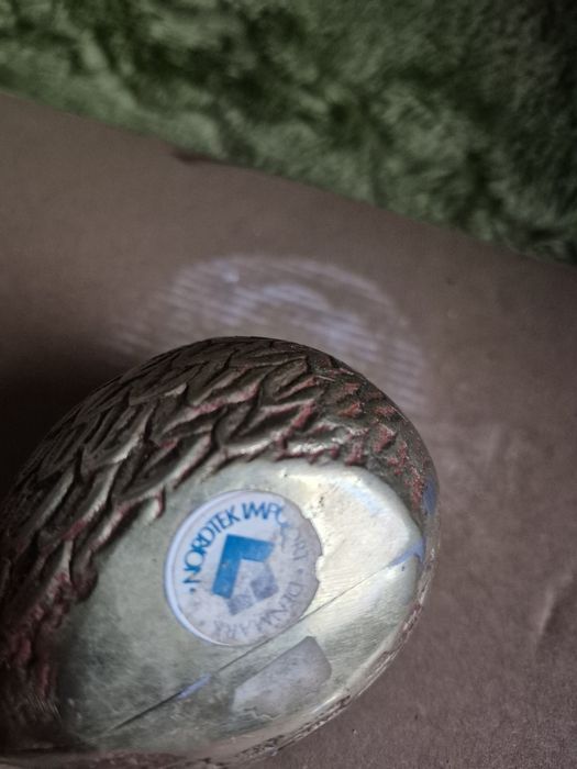 Vând o statuietă bronz ,pasare ,made  Dänemark 

- fa
