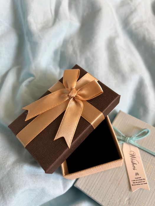 Футляр для украшений новый