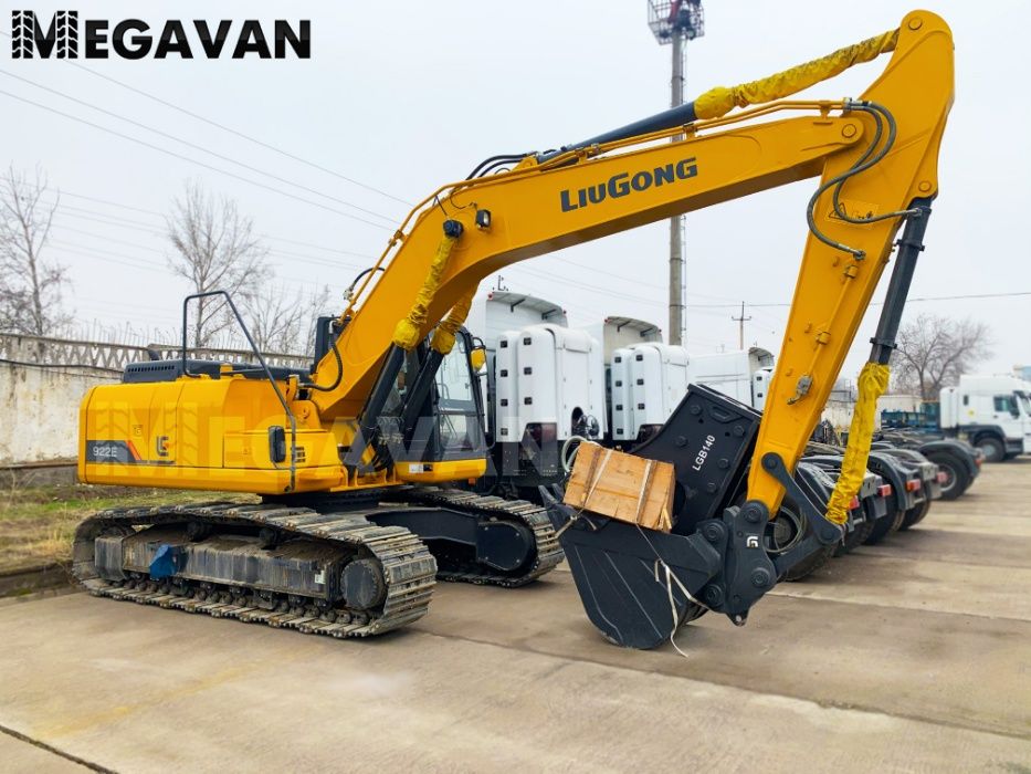 Новый экскаватор гусеничный LiuGong 922E