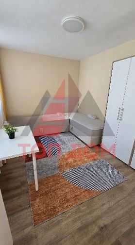 Дава се под наем Тристаен апартамент в Варна, Окръжна болница - 70 кв.м за 765 € - Снимка #3