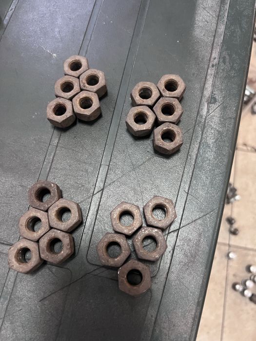 Piulite jante tabla ford / toyota - 5 lei buc