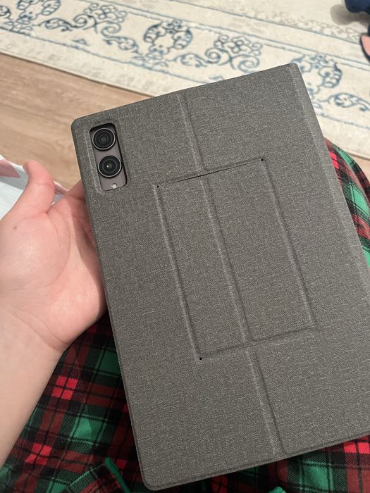 Планшет с клавиатурой для учебы