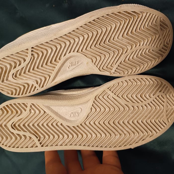 Adidași Nike originali 34