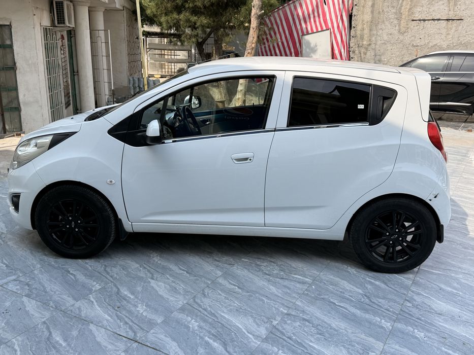 Chevrolet Spark 2018 — 4