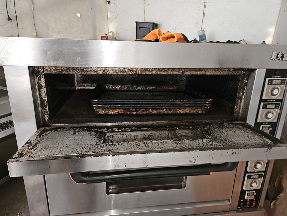 Продам духовой шкаф