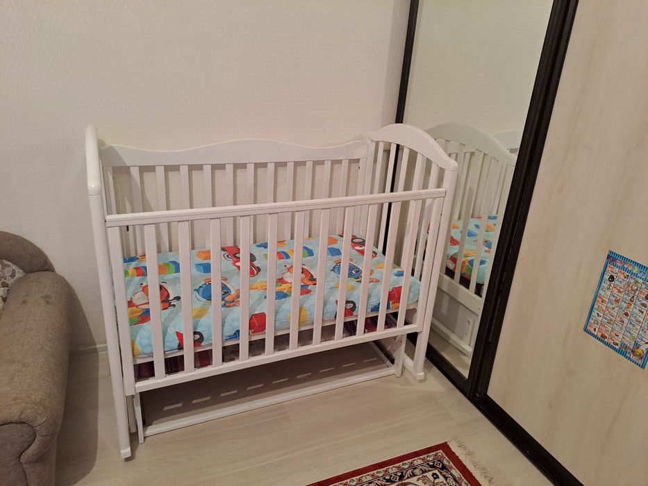 Продам манеж состояние отличное