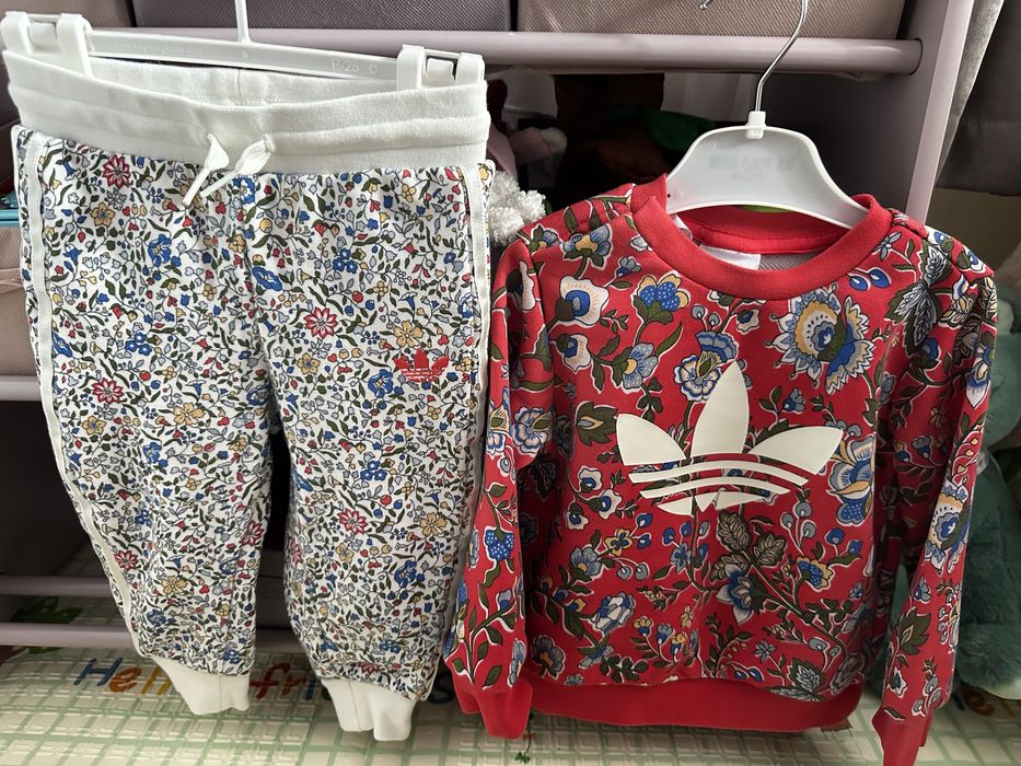 Екип Adidas размер 9-12месеца