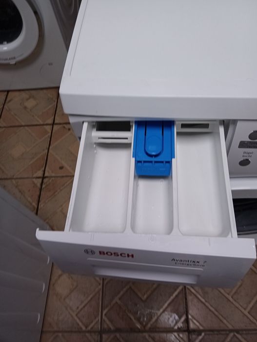 Високо технологична пералня с топла вода Бош Bosch Avantixx7  A+++ 7кг  24 месеца гаранция!