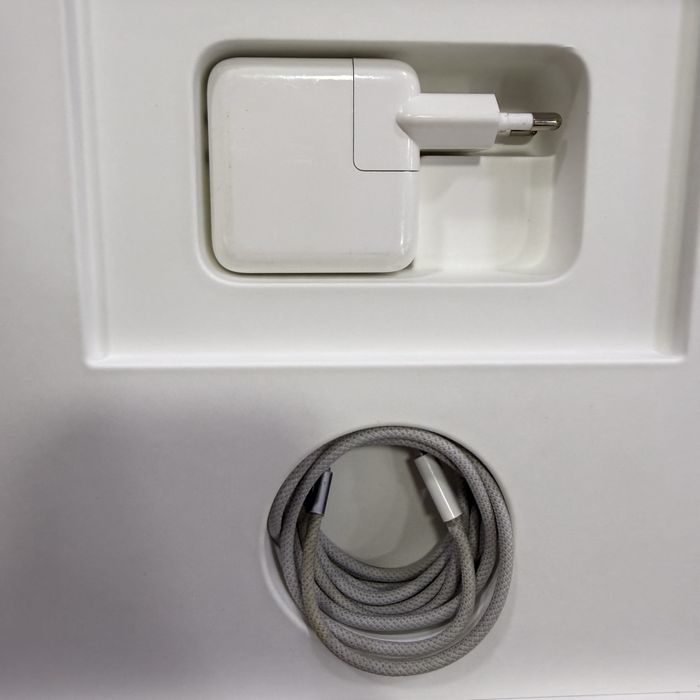 Macbook Air 13.6" M2 16/512 Space Grey