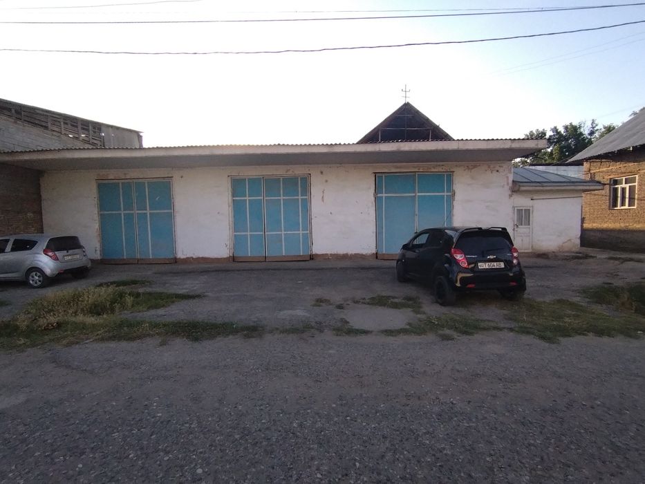 Участка докон сотилади